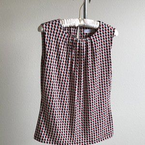 Beautiful women's blouse. No sleeve. From Calvin Klein.